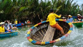Capture the vibrant beauty of Vietnam’s coastal heritage post-visa